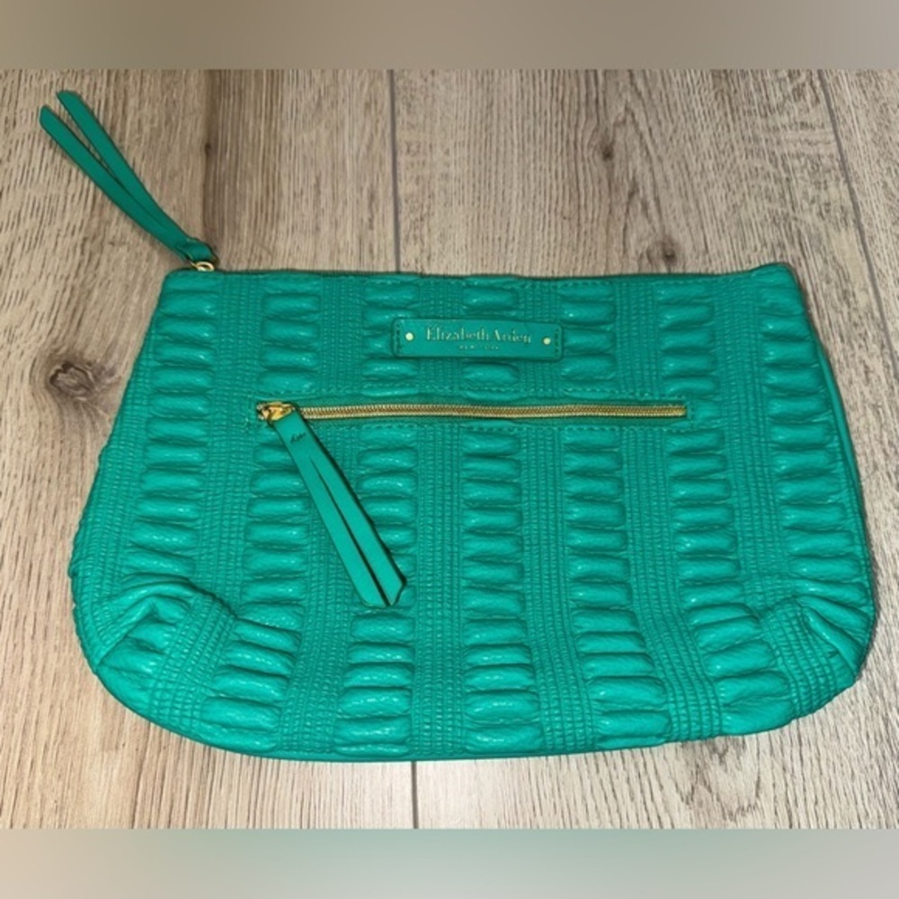 Elizabeth arden Green Quilted Clutch bag purse
